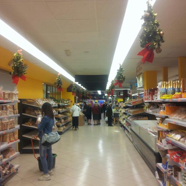 Photo taken at Mercadona by Sergio G. on 11/21/2014