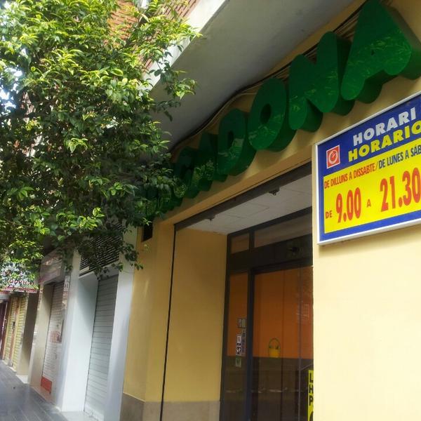 Photo taken at Mercadona by Sergio G. on 7/19/2014