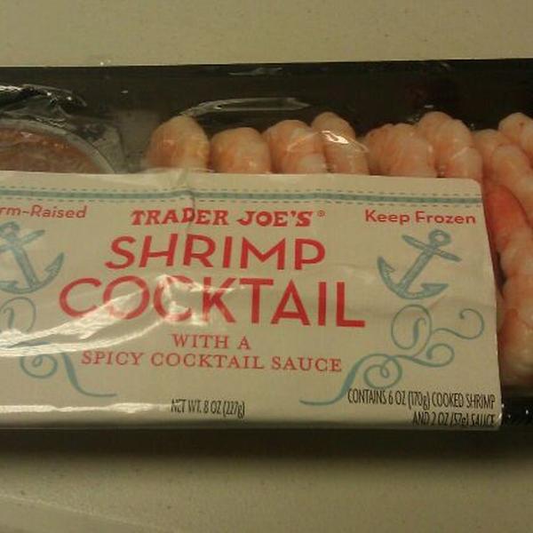 Photo taken at Trader Joe's by Elia S. on 3/4/2012-美国加利福尼亚州伯班克阿拉梅达大道东214 Photo taken at Trader Joe's by Elia S. on 3/4/2012