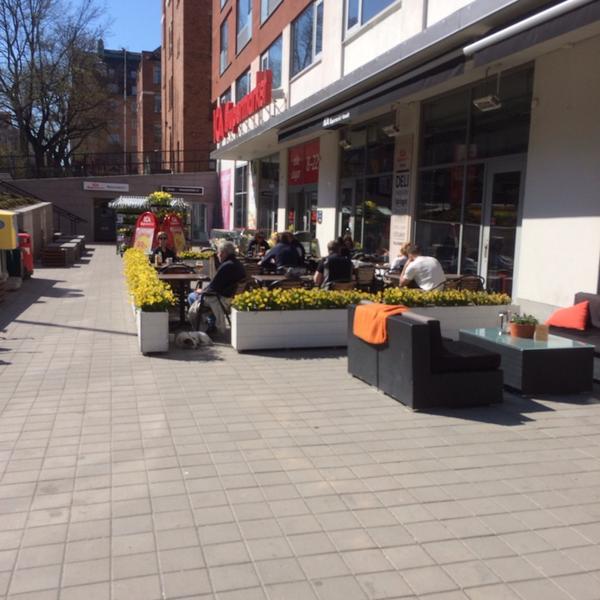 Photo taken at ICA Vanadis Deli by Carl L. on 4/20/2014-瑞典斯德哥尔摩瓦纳蒂斯路12B Photo taken at ICA Vanadis Deli by Carl L. on 4/20/2014