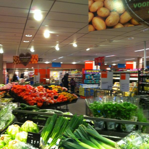 Photo taken at Albert Heijn by Steiner72 on 2/24/2013-荷兰北布拉班特省埃因霍温卡珊德拉广场8号 Photo taken at Albert Heijn by Steiner72 on 2/24/2013