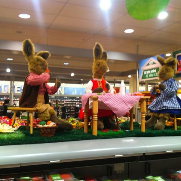 Photo taken at Albert Heijn XL by Bernd H. on 4/7/2012