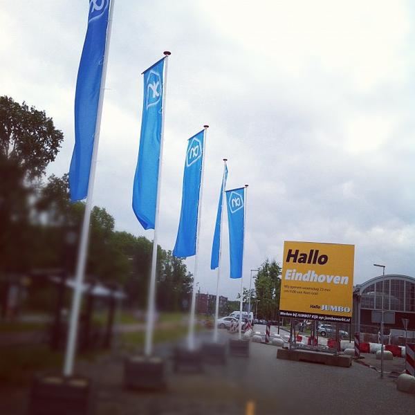 Photo taken at Albert Heijn by Lian_O on 6/6/2012-荷兰北布拉班特省埃因霍温米尔广场 Photo taken at Albert Heijn by Lian_O on 6/6/2012