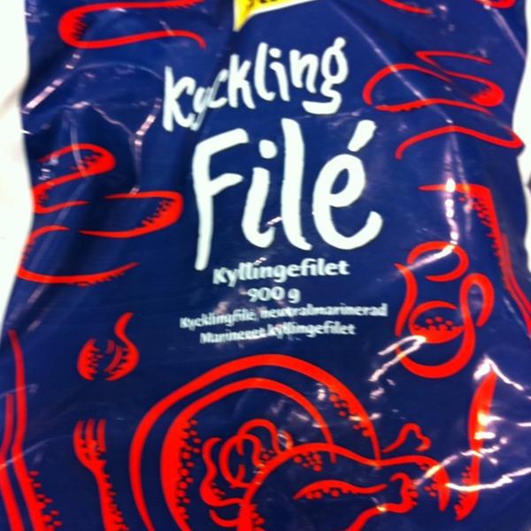 Photo taken at City Gross Västerås by Ken J. on 7/11/2012-瑞典西曼兰省韦斯特罗斯埃里克隆德购物中心 Photo taken at City Gross Västerås by Ken J. on 7/11/2012