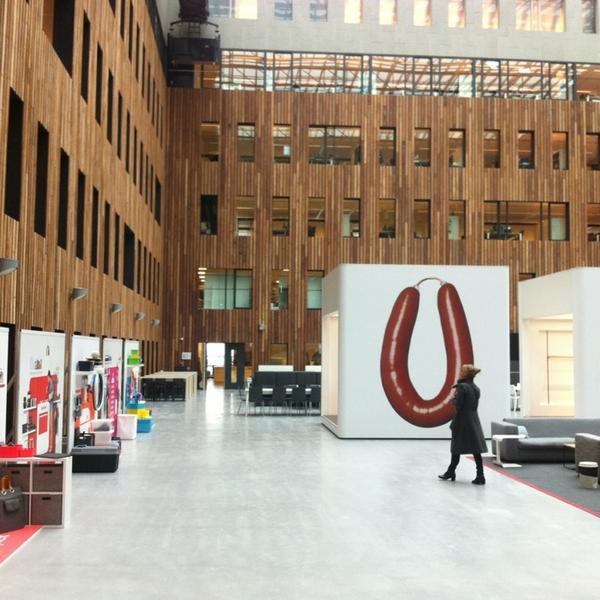 Photo taken at HEMA Hoofdkantoor by Harry B. on 1/23/2013-荷兰阿姆斯特丹林肯路10号 Photo taken at HEMA Hoofdkantoor by Harry B. on 1/23/2013