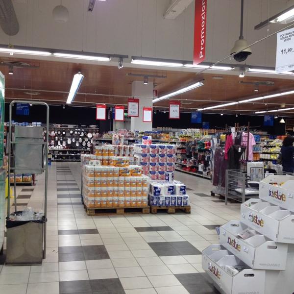 COOP suopermercato 意大利皮埃蒙特亚历山德里亚斯凯沃路15号
