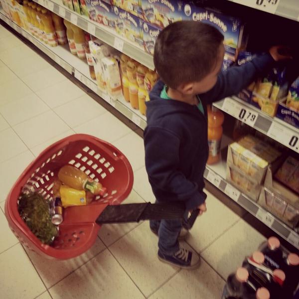 Photo taken at REWE by °•○●¤☆Şeyma☆¤●○•° on 4/26/2014