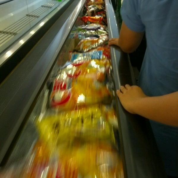 Photo taken at 홈플러스 (Home Plus) by Yu-Mi O. on 7/28/2012-全北全州完山区170号 Photo taken at 홈플러스 (Home Plus) by Yu-Mi O. on 7/28/2012