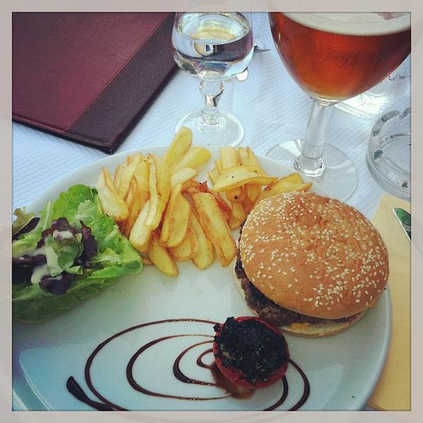 Photo taken at Casino Barriere les Princes - Le Croisette by Bylkano L. on 5/4/2013-法国普罗旺斯阿尔卑斯戛纳海滨大道 Photo taken at Casino Barriere les Princes - Le Croisette by Bylkano L. on 5/4/2013