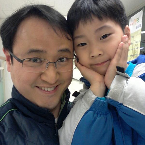 Photo taken at 이마트 (e-mart) by 승훈 이. on 3/19/2013