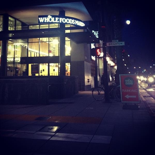 Photo taken at Whole Foods Market by perkyNbLue on 1/23/2013-加利福尼亚州旧金山海洋大道1150号 Photo taken at Whole Foods Market by perkyNbLue on 1/23/2013