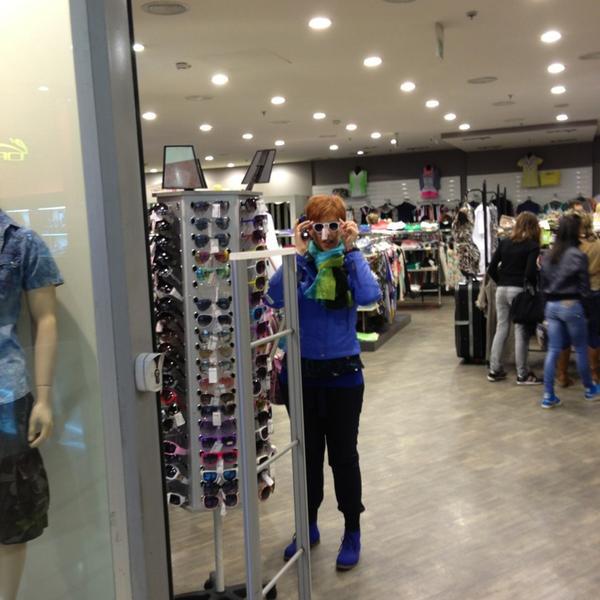 Photo taken at Centro Commerciale Auchan by Ambrogio M. on 5/25/2013-意大利伦巴第奇尼塞洛巴尔萨莫潘菲洛卡斯塔尔迪路5 Photo taken at Centro Commerciale Auchan by Ambrogio M. on 5/25/2013