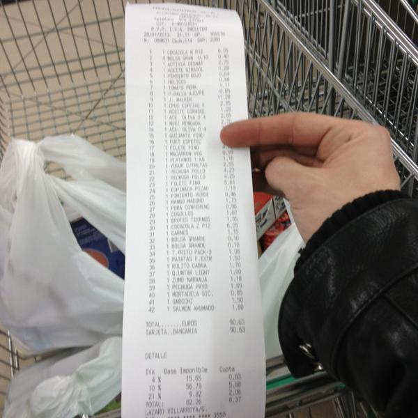 Photo taken at Mercadona by Guille T. on 1/28/2013