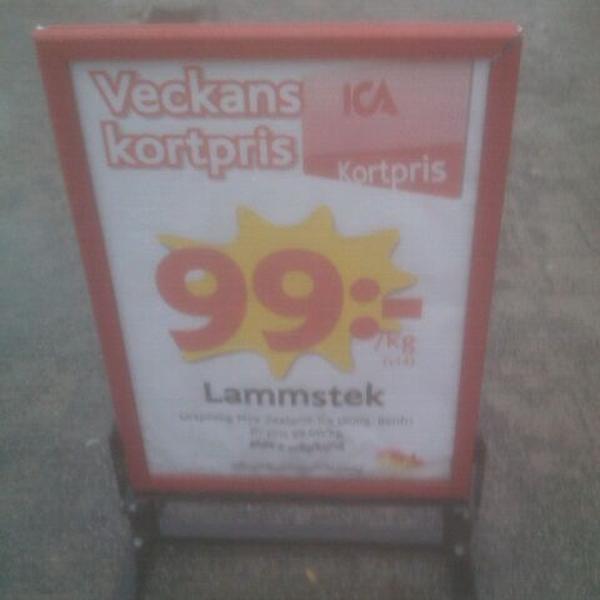 Photo taken at ICA Supermarket by Lisa P. on 4/9/2012-瑞典西约塔兰省哥德堡Dahlströms广场2号 Photo taken at ICA Supermarket by Lisa P. on 4/9/2012