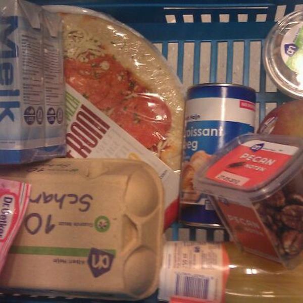 Photo taken at Albert Heijn by Tamara T. on 10/25/2011-荷兰南荷兰省鹿特丹佐恩达尔49号 Photo taken at Albert Heijn by Tamara T. on 10/25/2011