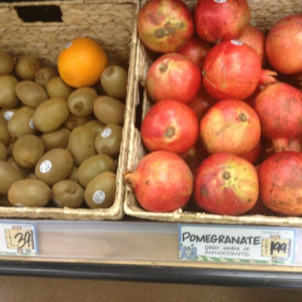 Photo taken at Trader Joe's by Rachel A. on 5/23/2013-加利福尼亚州科罗纳卡波特大街2790号 Photo taken at Trader Joe's by Rachel A. on 5/23/2013