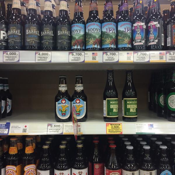 Photo taken at 홈플러스 (Home plus) by Jun P. on 12/30/2014-京畿道城南盆唐151 Photo taken at 홈플러스 (Home plus) by Jun P. on 12/30/2014