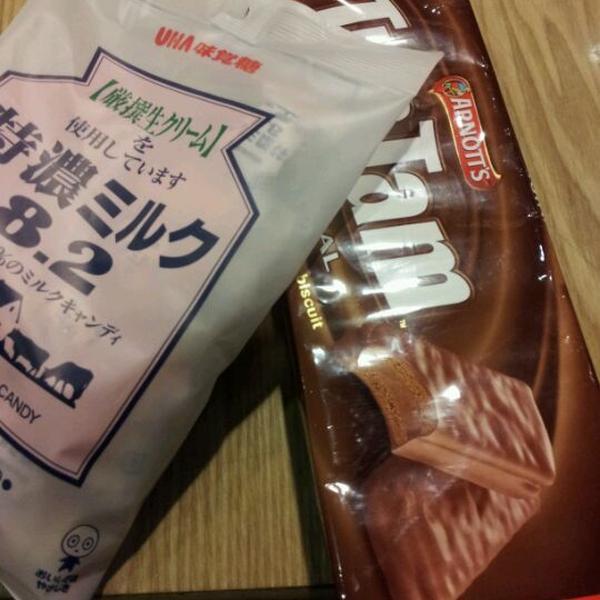 Photo taken at 올리브영 (Olive Young) by JJOO♥ K. on 6/3/2012