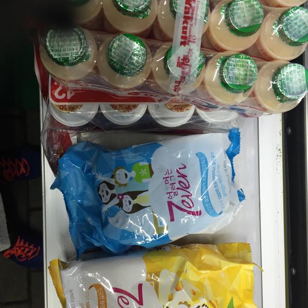 Photo taken at 롯데마트 (LOTTE Mart) by Hyuk S. on 1/27/2015-京畿道龙仁器兴区金山116乐天超市 Photo taken at 롯데마트 (LOTTE Mart) by Hyuk S. on 1/27/2015