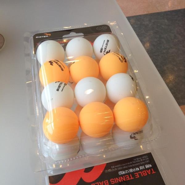 Photo taken at 이마트 (e-mart) by Simon K. on 4/18/2012-釜山广域市沙上区17易买得超市 Photo taken at 이마트 (e-mart) by Simon K. on 4/18/2012