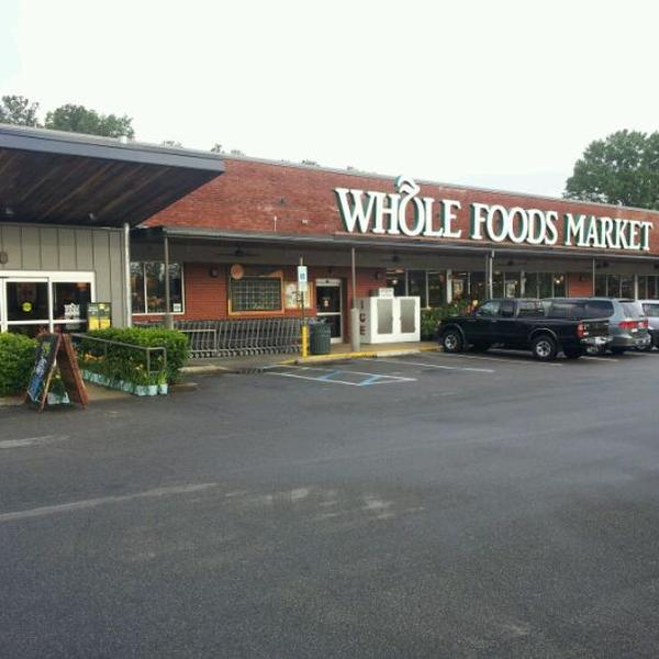 Photo taken at Whole Foods by Jason B. on 4/26/2012-北卡罗莱纳 德罕621宽街(西主街道) Photo taken at Whole Foods by Jason B. on 4/26/2012