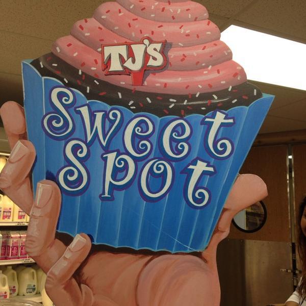 Photo taken at Trader Joe's by ❤Ƙҽ  ժ. on 7/21/2014