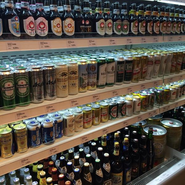 Photo taken at SSG Food Market by 납작콩 on 7/15/2014-釜山海云台区海云台海边路1408 SSG食品超市 Photo taken at SSG Food Market by 납작콩 on 7/15/2014