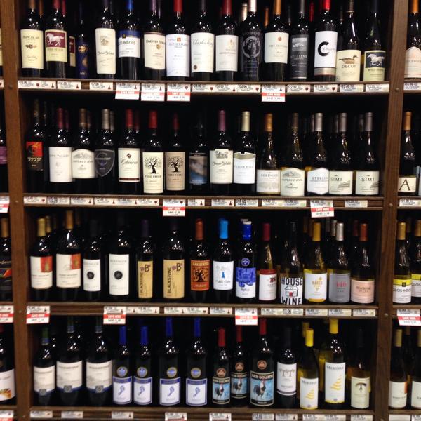 Photo taken at Publix by C. Williams @. on 2/24/2015-阿拉巴马伯明翰道格·贝克大道410 Photo taken at Publix by C. Williams @. on 2/24/2015