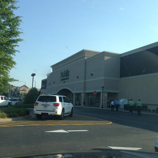 Photo taken at Publix by Neill T. on 6/22/2013