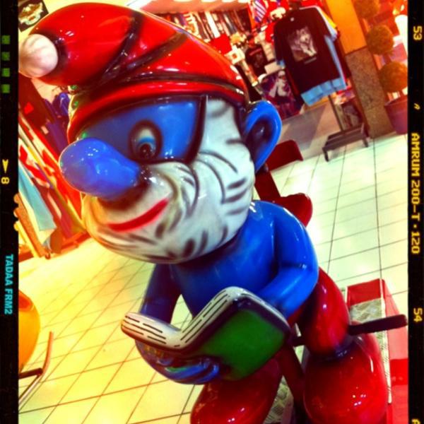 Photo taken at Carrefour Langelier by Elijah 'Zu' B. on 6/10/2012