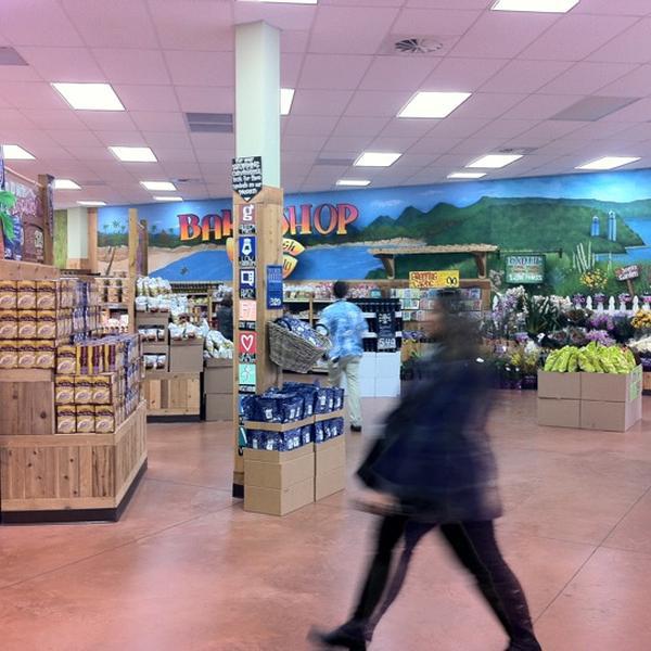 Photo taken at Trader Joe's by Dave B. on 2/7/2011-佐治亚州桑迪斯普林斯罗斯维尔路6277 Photo taken at Trader Joe's by Dave B. on 2/7/2011