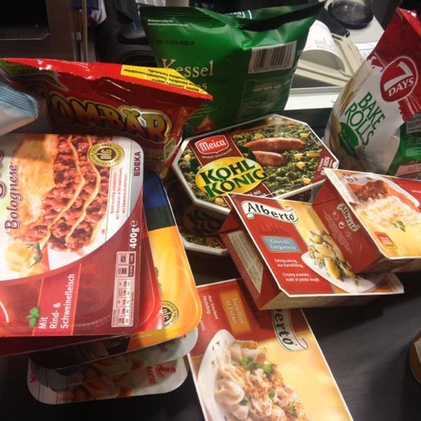 Photo taken at EDEKA Center Zielke by Posar S. on 12/15/2012