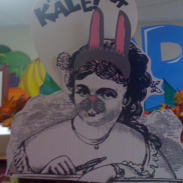 Photo taken at Trader Joe's by Paula G. on 10/10/2011-密歇根州格罗斯波因特克切弗尔大道17028号(在圣母玛利亚大街) Photo taken at Trader Joe's by Paula G. on 10/10/2011