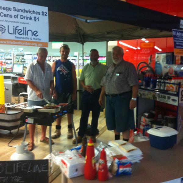 Woolworths超市塞斯诺克店 新南威尔士州卢瑟福新英格兰高速公路300号Woolworths超市