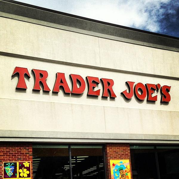 Photo taken at Trader Joe's by LJ on 7/23/2013-佐治亚州亚特兰大梦露博士东北931(在第八街东北) Photo taken at Trader Joe's by LJ on 7/23/2013