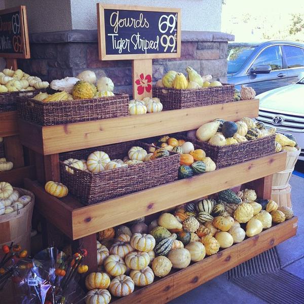 Photo taken at Trader Joe's by Crystal C. on 10/5/2012-加尼福尼亚 沙加缅度福尔瑟姆大道5000(在第51街) Photo taken at Trader Joe's by Crystal C. on 10/5/2012
