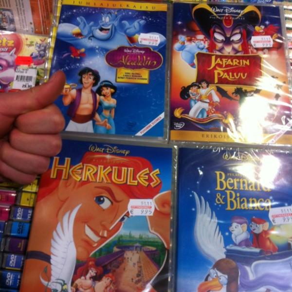 Photo taken at K-citymarket by Marlo K. on 12/23/2011-新地区埃斯波赛洛广场 Photo taken at K-citymarket by Marlo K. on 12/23/2011