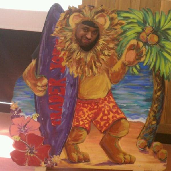 Photo taken at Trader Joe's by Rashard M. A. on 7/7/2012-密歇根州格罗斯波因特克切弗尔大道17028号(在圣母玛利亚大街) Photo taken at Trader Joe's by Rashard M. A. on 7/7/2012