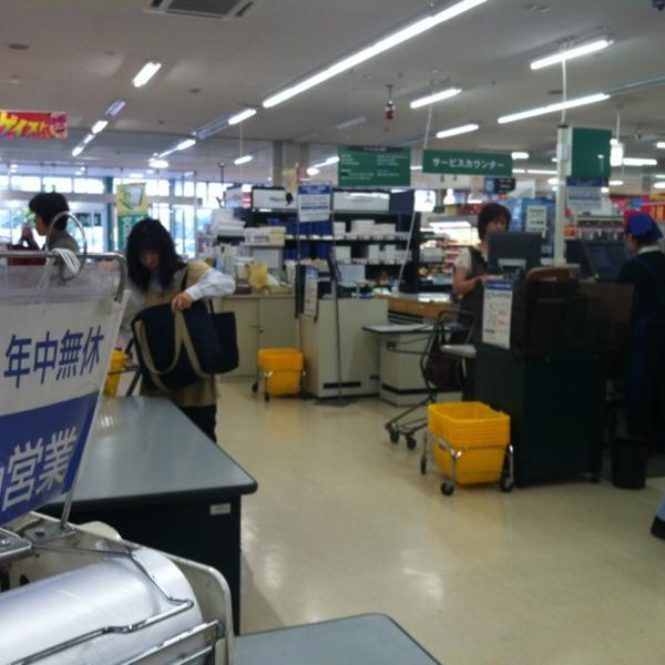 Photo taken at 西友 塩尻野村店 by Yocchi on 6/18/2012