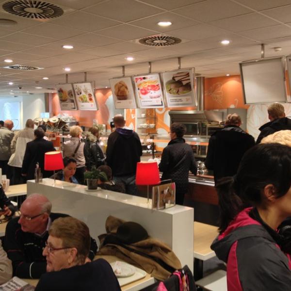 Photo taken at HEMA by Johan P. on 10/9/2012-荷兰北布拉班特省埃因霍温权利街37号 Photo taken at HEMA by Johan P. on 10/9/2012