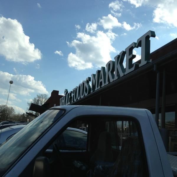 Photo taken at Whole Foods by Chuck N. on 4/1/2013-北卡罗莱纳 德罕621宽街(西主街道) Photo taken at Whole Foods by Chuck N. on 4/1/2013