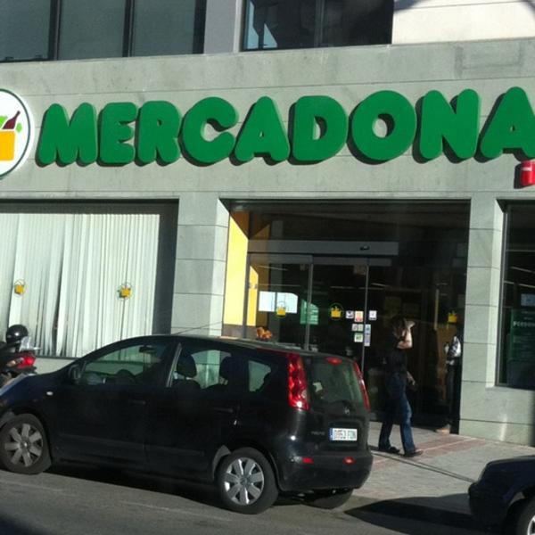 Photo taken at Mercadona by Javier R. on 6/22/2012