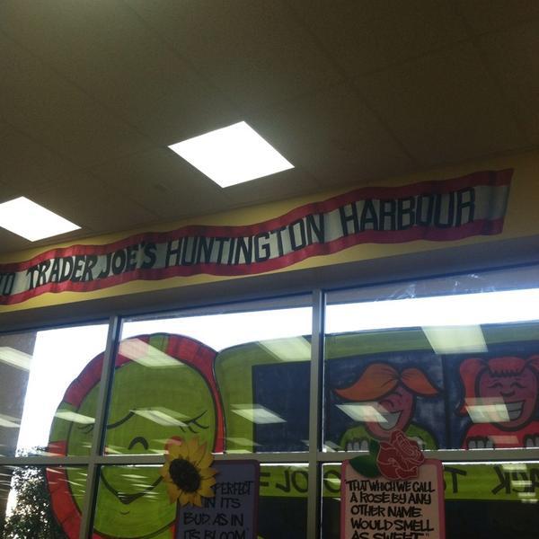 Photo taken at Trader Joe's by Anthony B. on 8/25/2013-美国加利福尼亚州亨廷顿比奇阿尔冈金街16821 Photo taken at Trader Joe's by Anthony B. on 8/25/2013