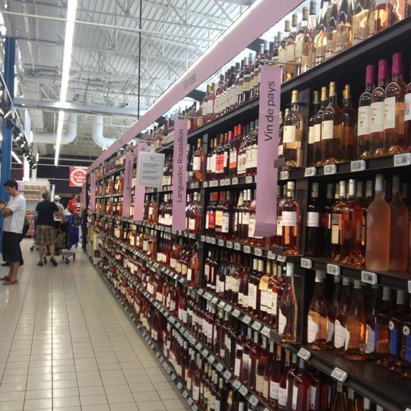 Photo taken at Carrefour by darthbay 5. on 6/19/2013-法国昂蒂布圣克洛德大道 Photo taken at Carrefour by darthbay 5. on 6/19/2013