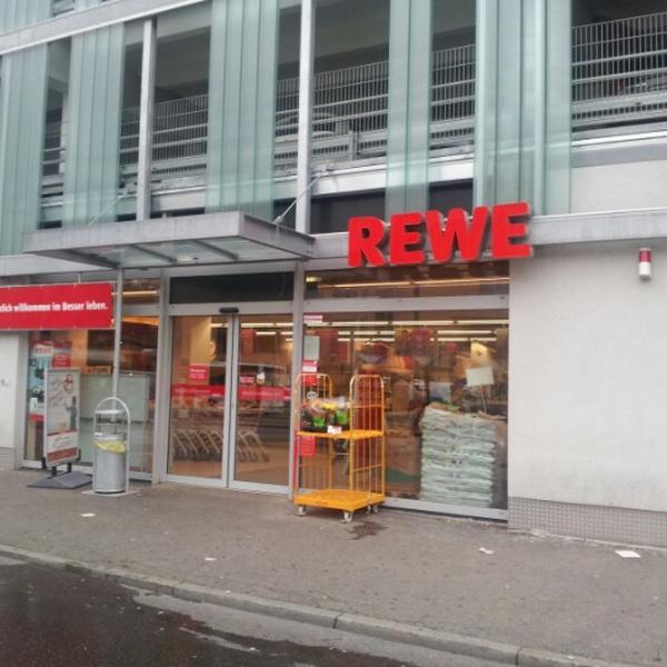 REWE-Markt 巴登符腾堡埃斯林根威兹大道4