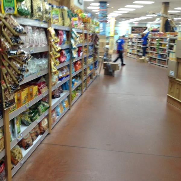 Photo taken at Trader Joe's by Paige L. on 3/17/2012-美国威斯康辛州格伦代尔华盛顿港路北5600 Photo taken at Trader Joe's by Paige L. on 3/17/2012