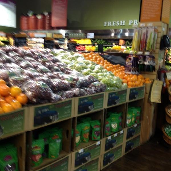 Photo taken at Whole Foods Market by silby on 1/17/2012-佛罗里达州派恩克雷斯特迪克斯高速路11701号 Photo taken at Whole Foods Market by silby on 1/17/2012