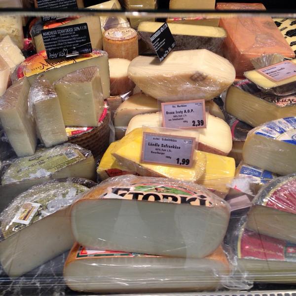 Photo taken at EDEKA Cox by Eric Z. on 1/11/2014