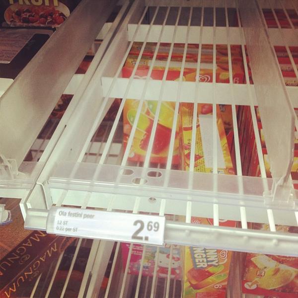 Photo taken at Albert Heijn by Mark K. on 8/18/2012-荷兰阿姆斯特丹斯坦德胡德斯科德101-105 Photo taken at Albert Heijn by Mark K. on 8/18/2012