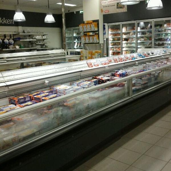 Photo taken at Meny by Paul Bernhard S. on 11/1/2011